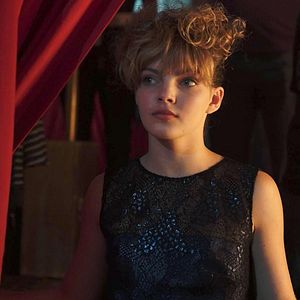 Bilder Camren Bicondova