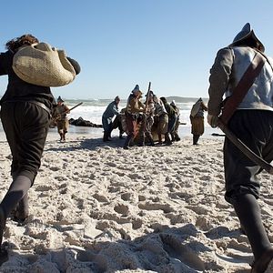 Bilder Saints & Strangers