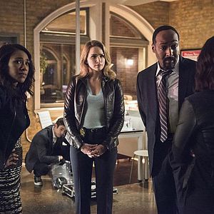 Bilder Shantel VanSanten