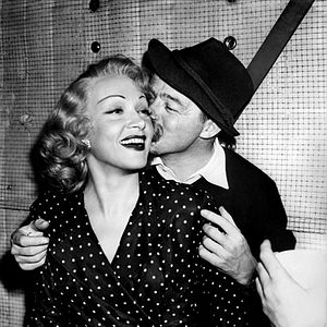 Bilder Eine auswärtige Affäre