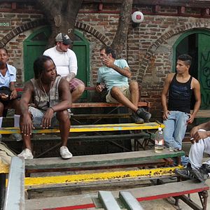 Bilder Juntos y Revueltos - El Mejunje de Silverio