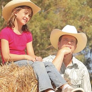 Bilder Your Love Never Fails