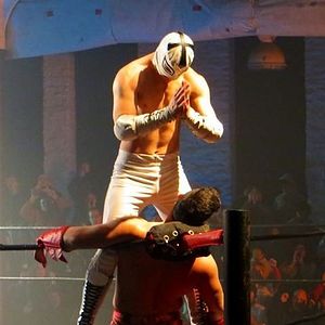 Bilder The Masked Saint