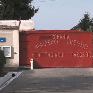 Bilder Toto si surorile lui