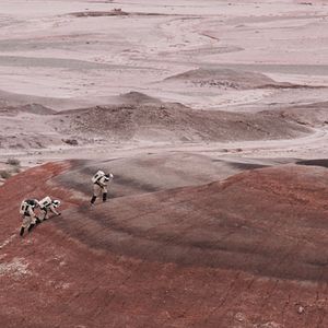 Bilder Above and Below