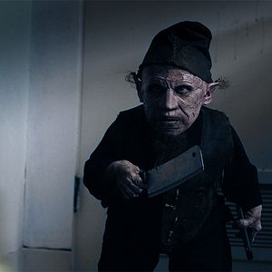 Bilder Gnome Alone - Gartenzwerg des Grauens