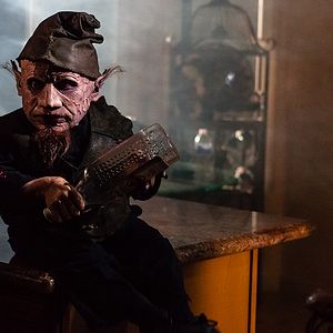 Bilder Gnome Alone - Gartenzwerg des Grauens