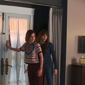 Bilder Troian Bellisario