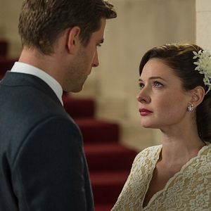 Bilder Falling Snow - Zwischen Liebe und Verrat