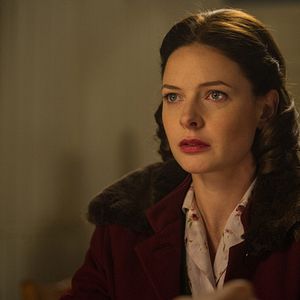 Bilder Falling Snow - Zwischen Liebe und Verrat