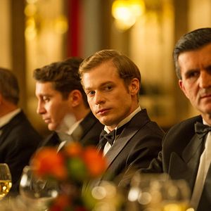 Bilder Falling Snow - Zwischen Liebe und Verrat