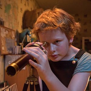 Bilder Ente gut! Mädchen allein zu Haus