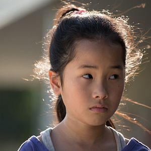 Bilder Ente gut! Mädchen allein zu Haus