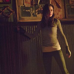 Bilder Phoebe Tonkin