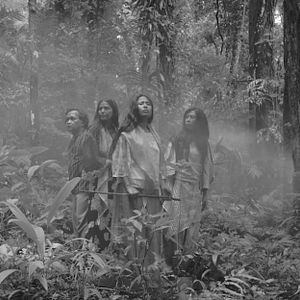 Bilder A Lullaby To The Sorrowful Mystery