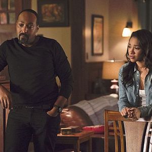 Bilder Candice Patton