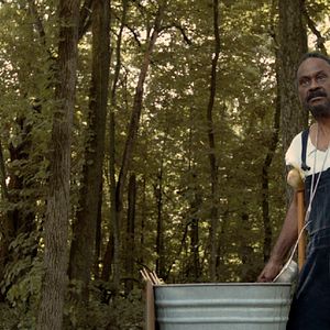 Bilder The Monster Outside