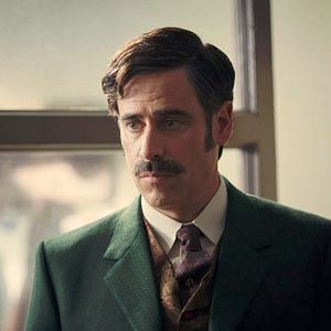 Bilder Stephen Mangan