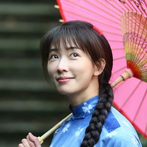 Bilder Monk Comes Down The Mountain