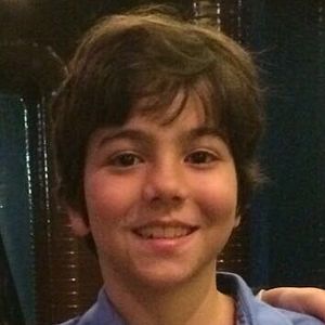 Bilder Cauã Martins