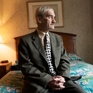 Bilder The Man Who Saved the World