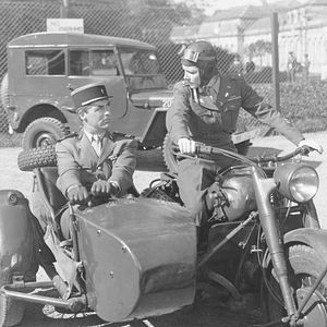 Bilder Ich war eine männliche Kriegsbraut