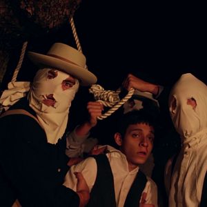 Bilder Alice - The Darker Side of the Mirror