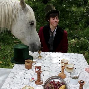 Bilder Alice - The Darker Side of the Mirror