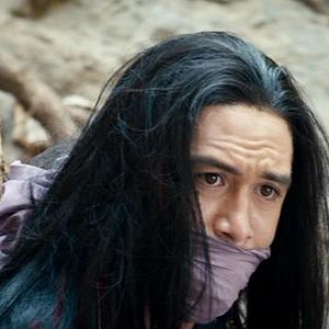 Bilder At The Gate Of The Ghost