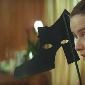 Bilder Julie und die roten Schuhe