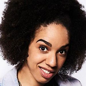 Bilder Pearl Mackie