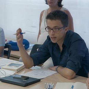 Bilder Política, Manual de Instrucciones