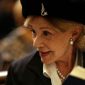 Bilder One Day You'll Understand