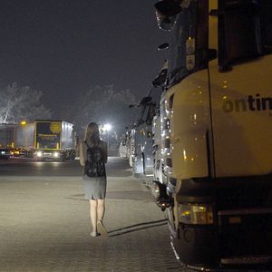 Bilder Redistributors - Die Umverteiler - geleaked, gejagt, gehackt