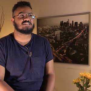 Bilder Behind Closed Door