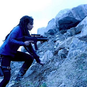 Bilder Hannah John-Kamen