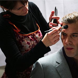 Bilder Qui de nous deux ?