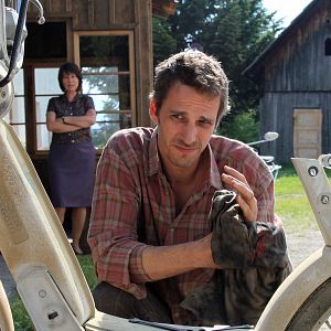 Bilder Ein Geheimnis im Dorf - Schwester und Bruder