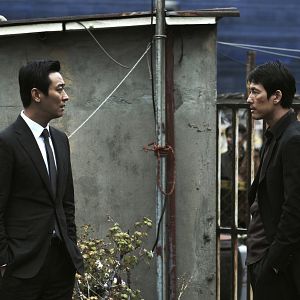 Bilder Asura - The City Of Madness