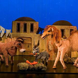 Bilder Die Weihnachtsgeschichte in einer Inszenierung der Augsburger Puppenkiste