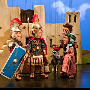 Bilder Die Weihnachtsgeschichte in einer Inszenierung der Augsburger Puppenkiste