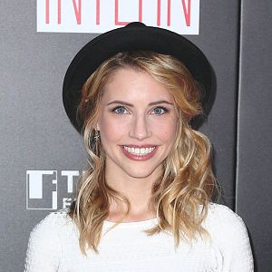 Bilder Wallis Currie-Wood