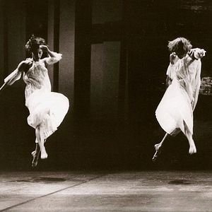 Bilder Dans les pas de Trisha Brown - Glacial Decoy à l'Opéra