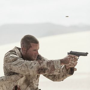 Bilder Überleben - Ein Soldat kämpft niemals allein