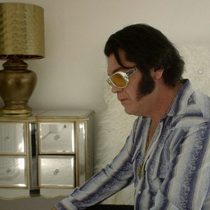 Bilder Elvis lebt! - Nicht tot, nur Undercover