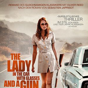 Bilder The Lady In The Car With Glasses And A Gun