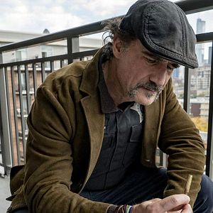 Bilder Elias Koteas