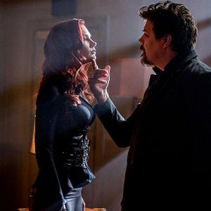 Bilder Laura Mennell