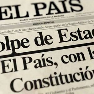 Bilder El País con la Constitución