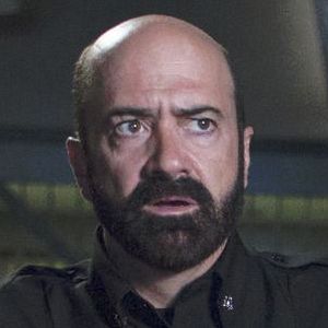 Bilder Matt Servitto